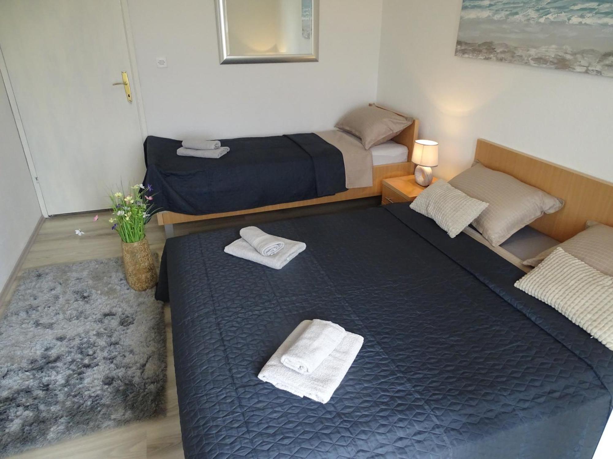 Apartments Sime Dinjiška 外观 照片