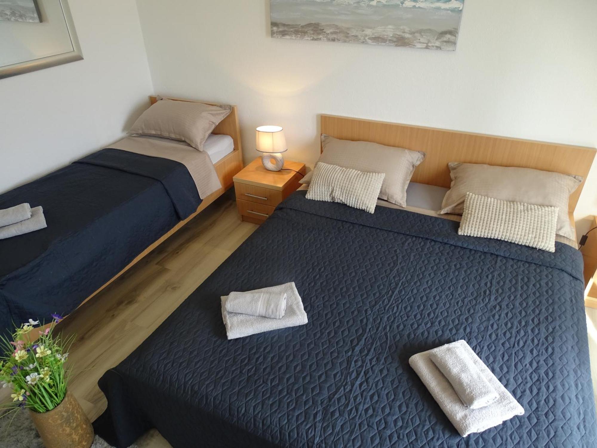 Apartments Sime Dinjiška 外观 照片